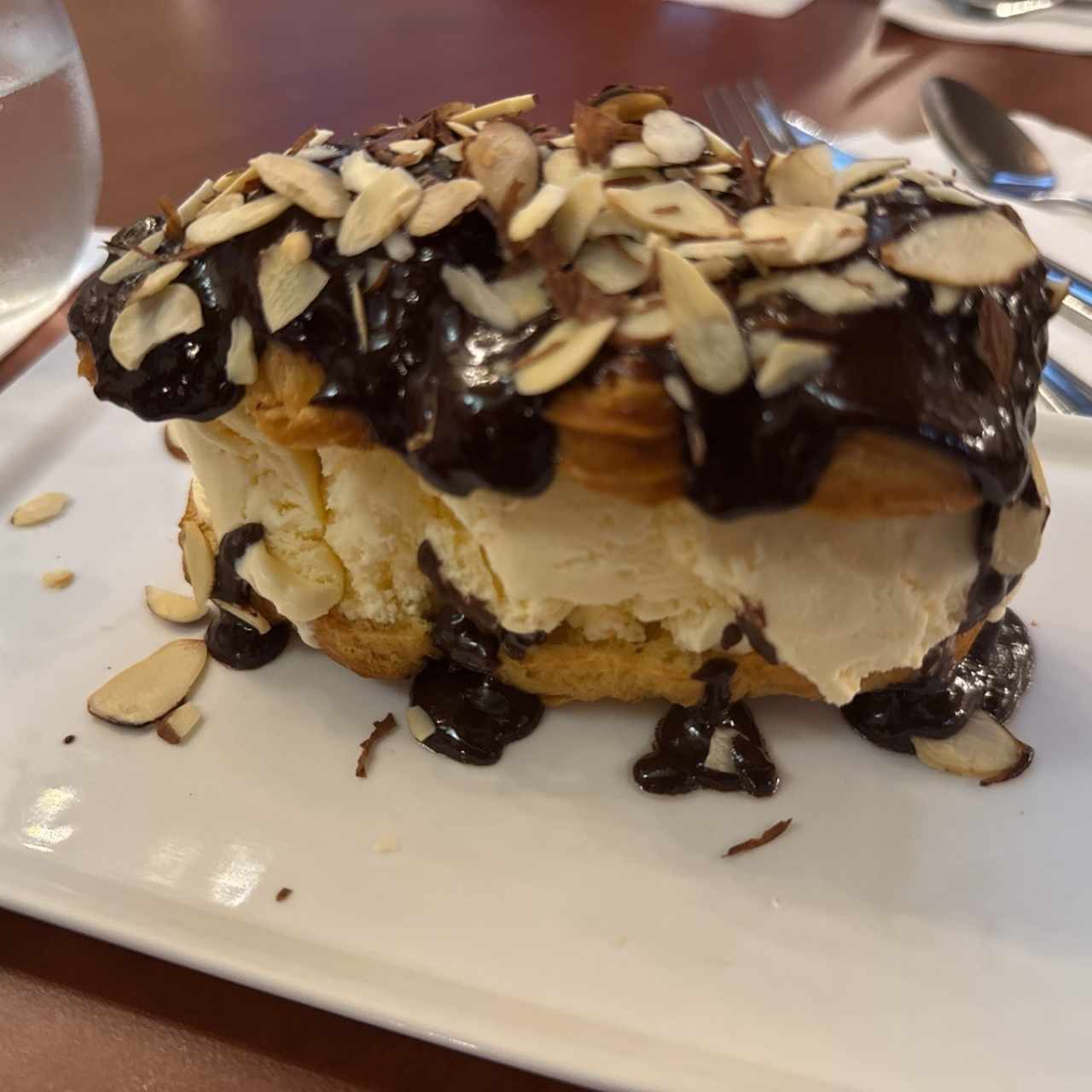 Desserts - Profiteroles