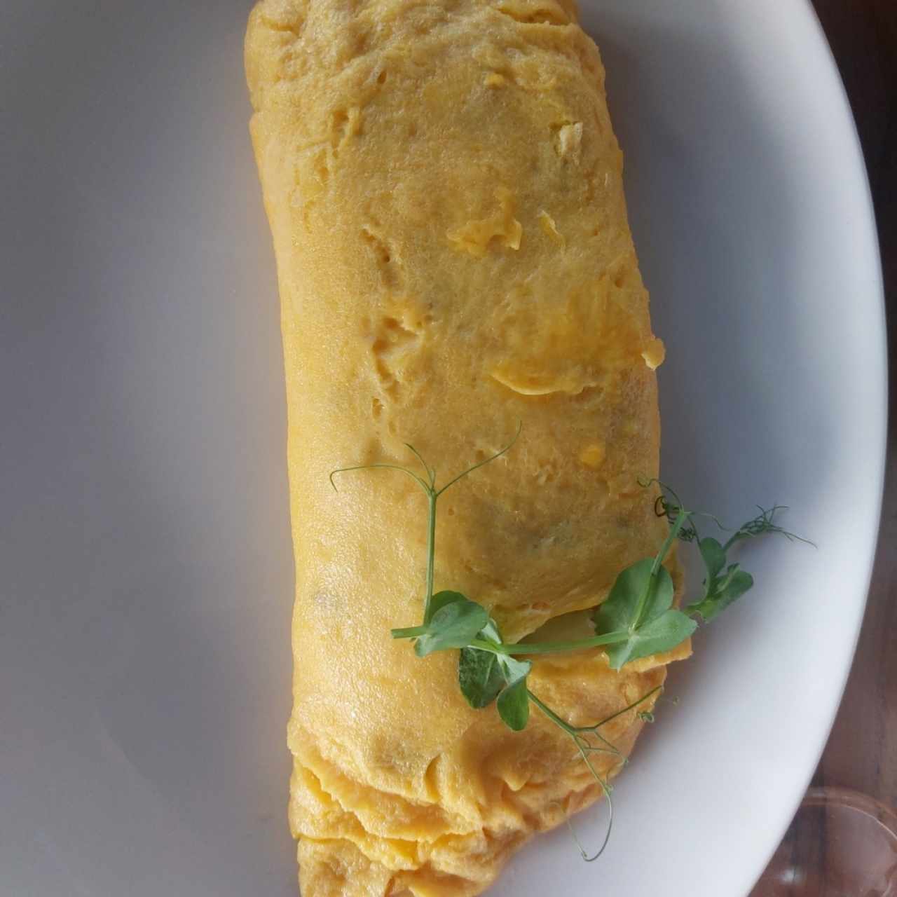 omelette con bacon y queso