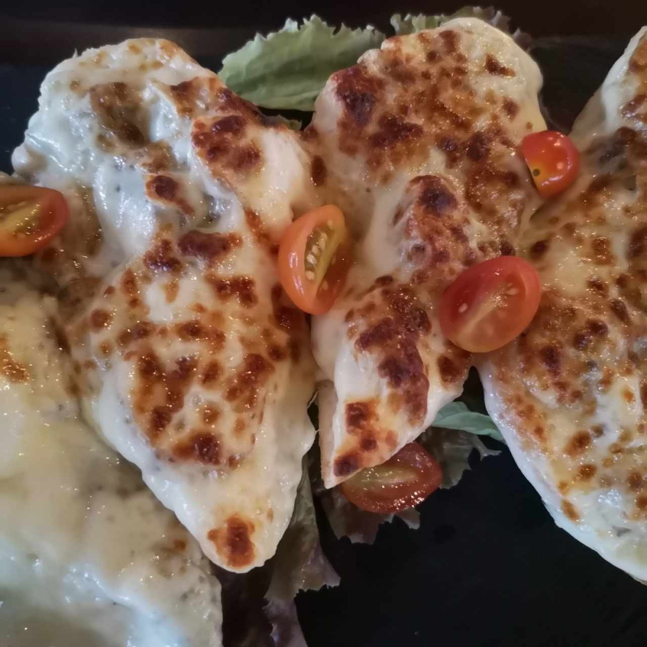 Mini bruschetta con hongos gratinados