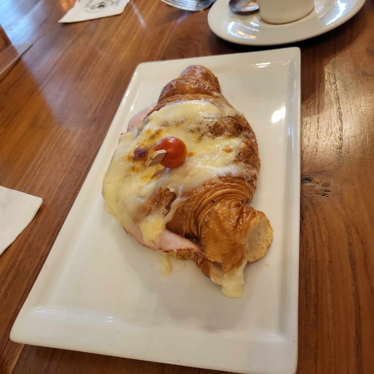 Croissant Jambon, Fromage et Béchamel