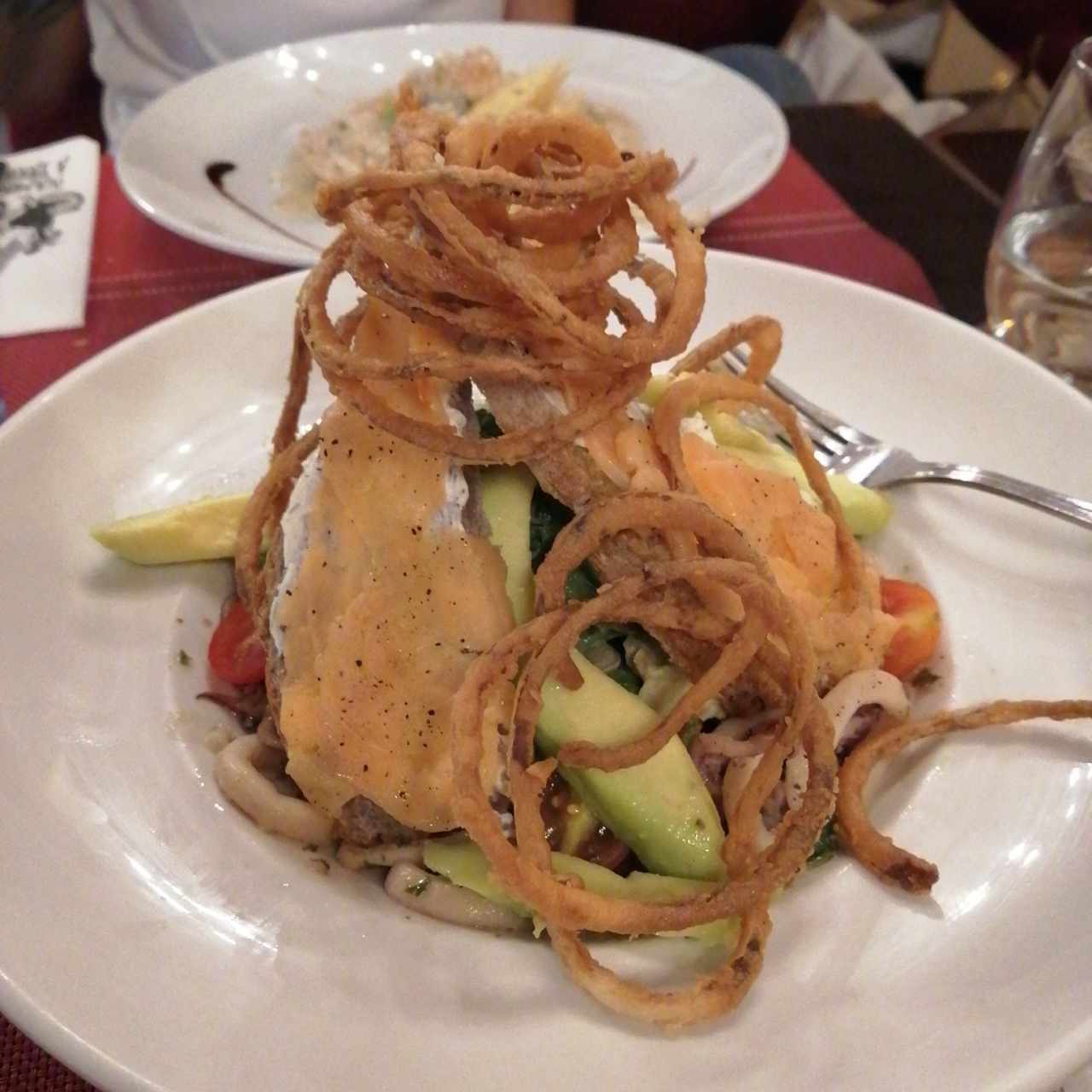 Ensalada de salmón ci. Aguacate 
