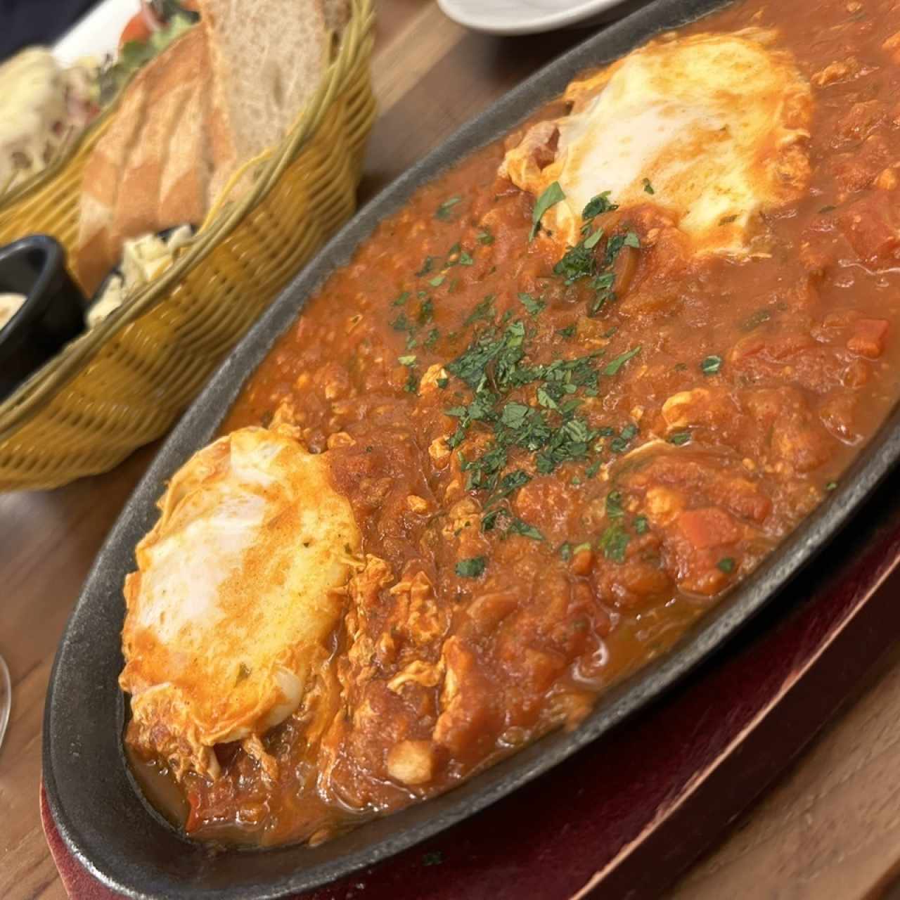 Petits Déjeuners - Shakshuka Méditerranéo