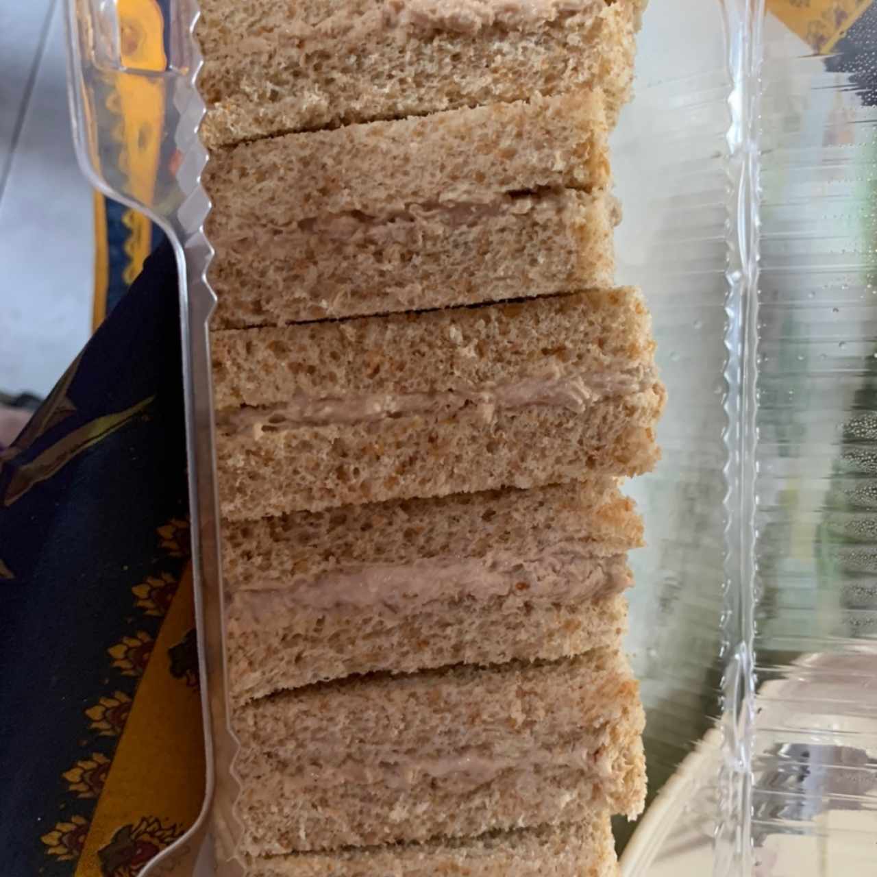 Sandwiches de Atún en Pan Integral