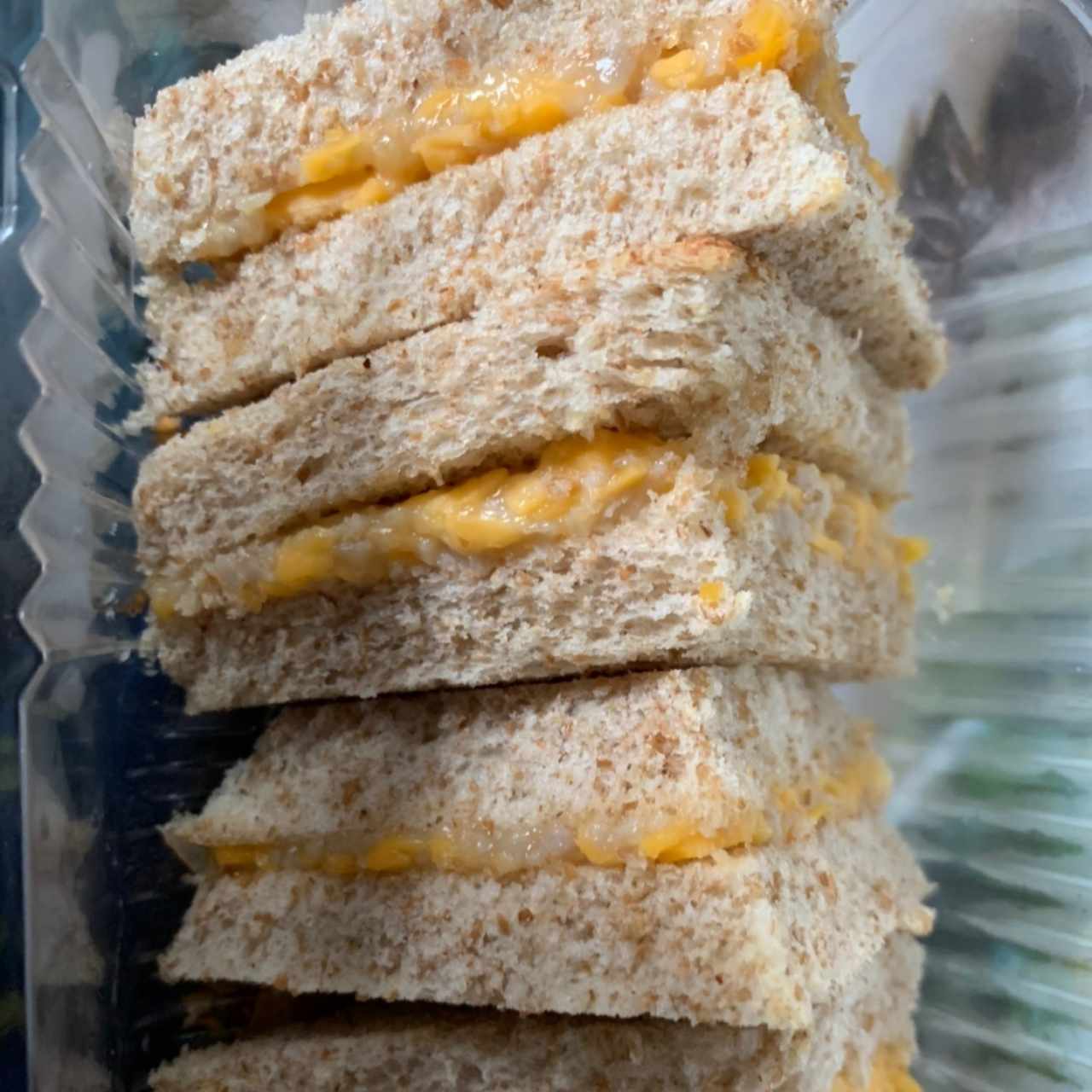 Sándwiches de Jamón y Queso