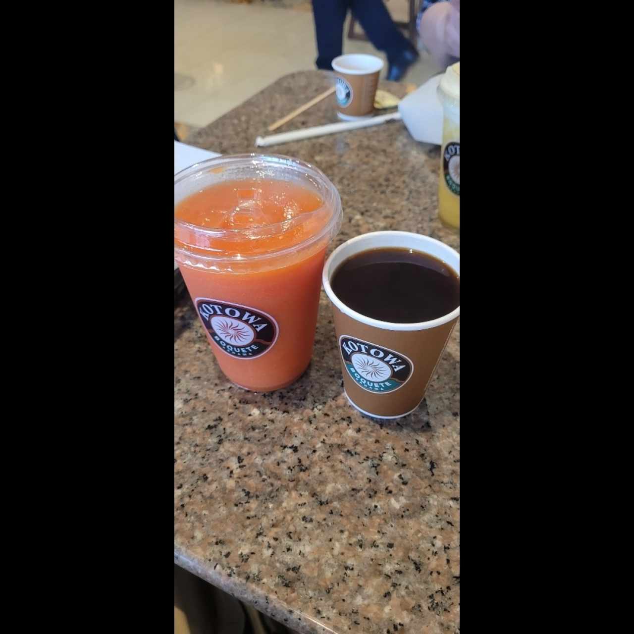 café americano y licuado papaya 