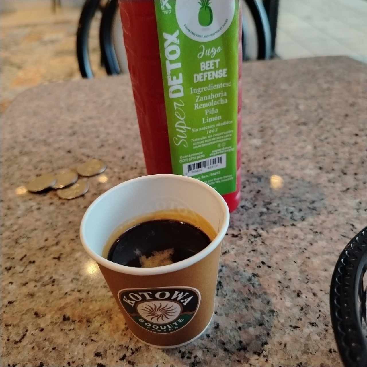 Café expreso doble y jugo