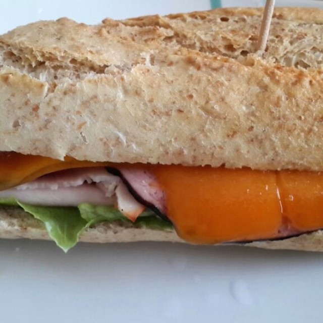 47. Emparedado super Completo