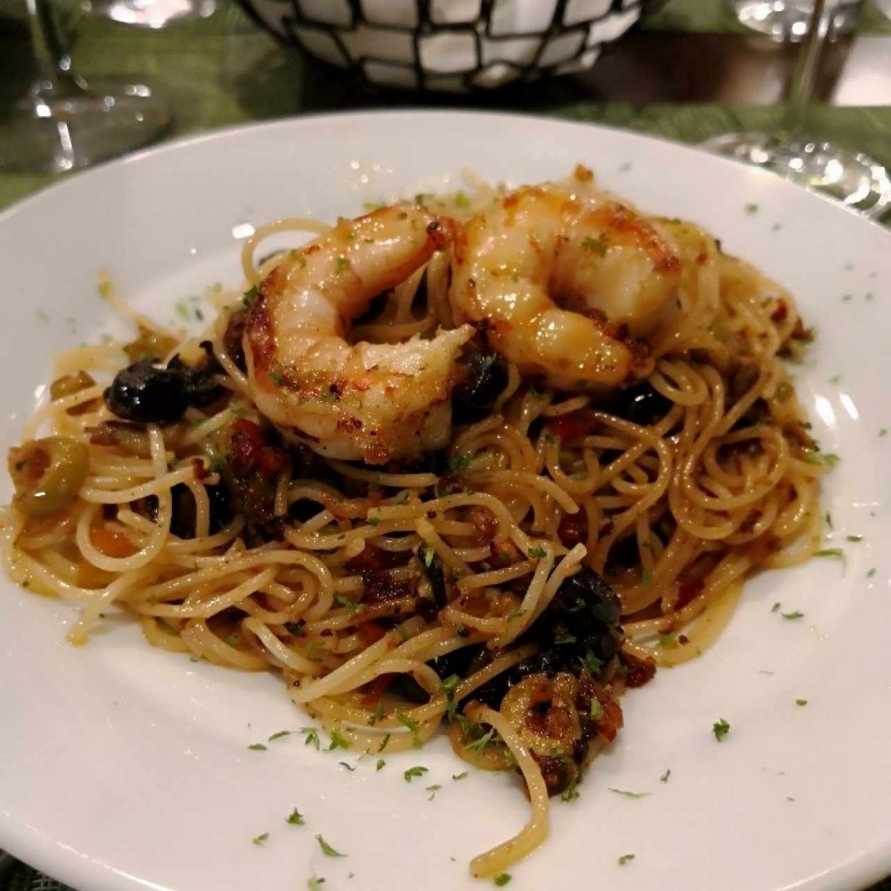 Óleo con Langostinos $22