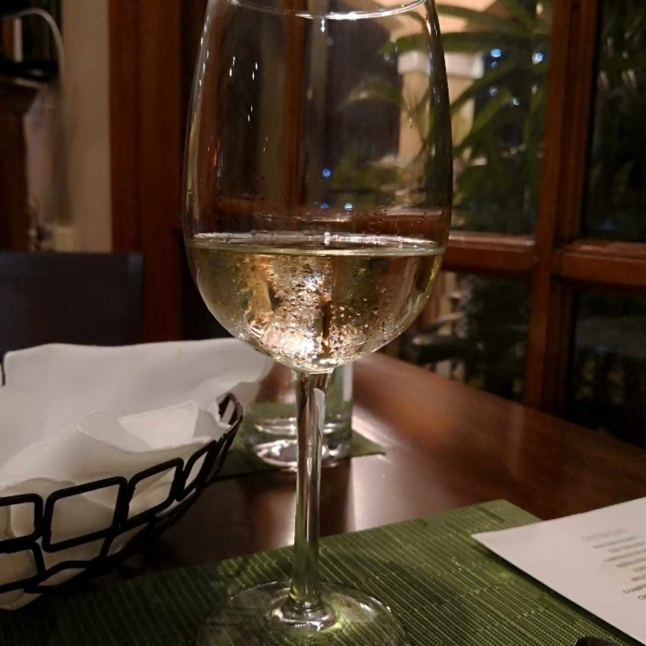 copa de vino blanco $5.50