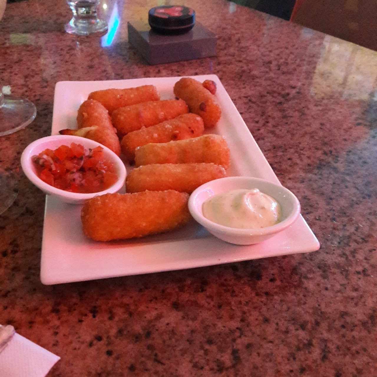 tequeños
