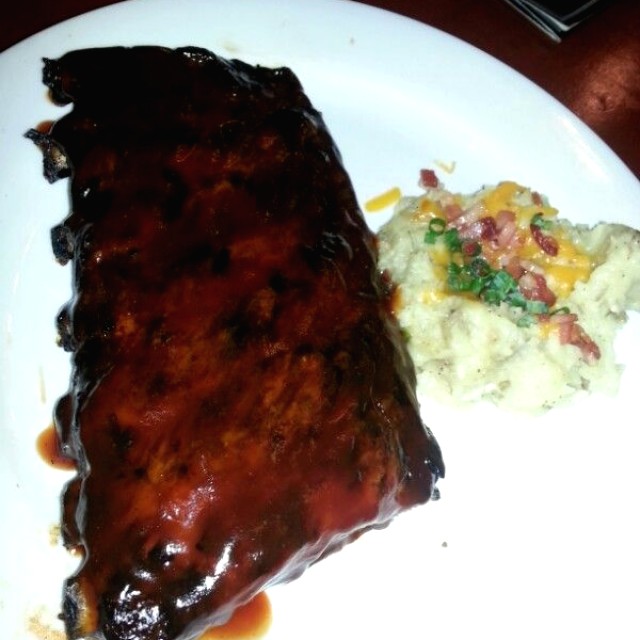 Honey Romas Bbq ribs