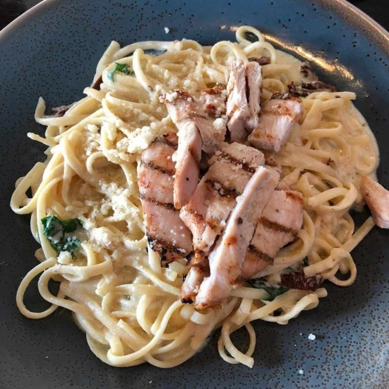 Chiken alfredo pasta !!! 🥰😍🍽este dia fue dely ☺️