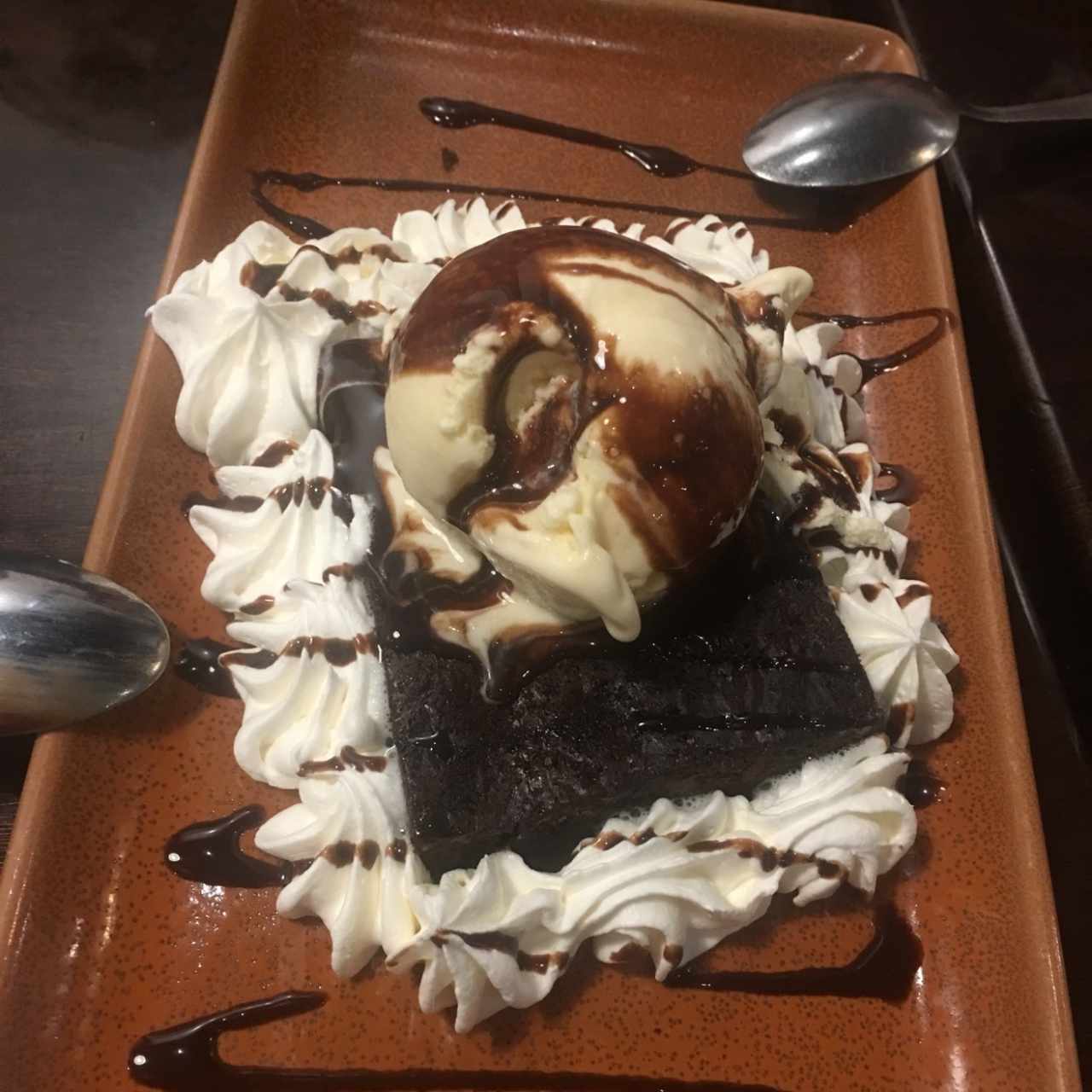 Brownie con Helado