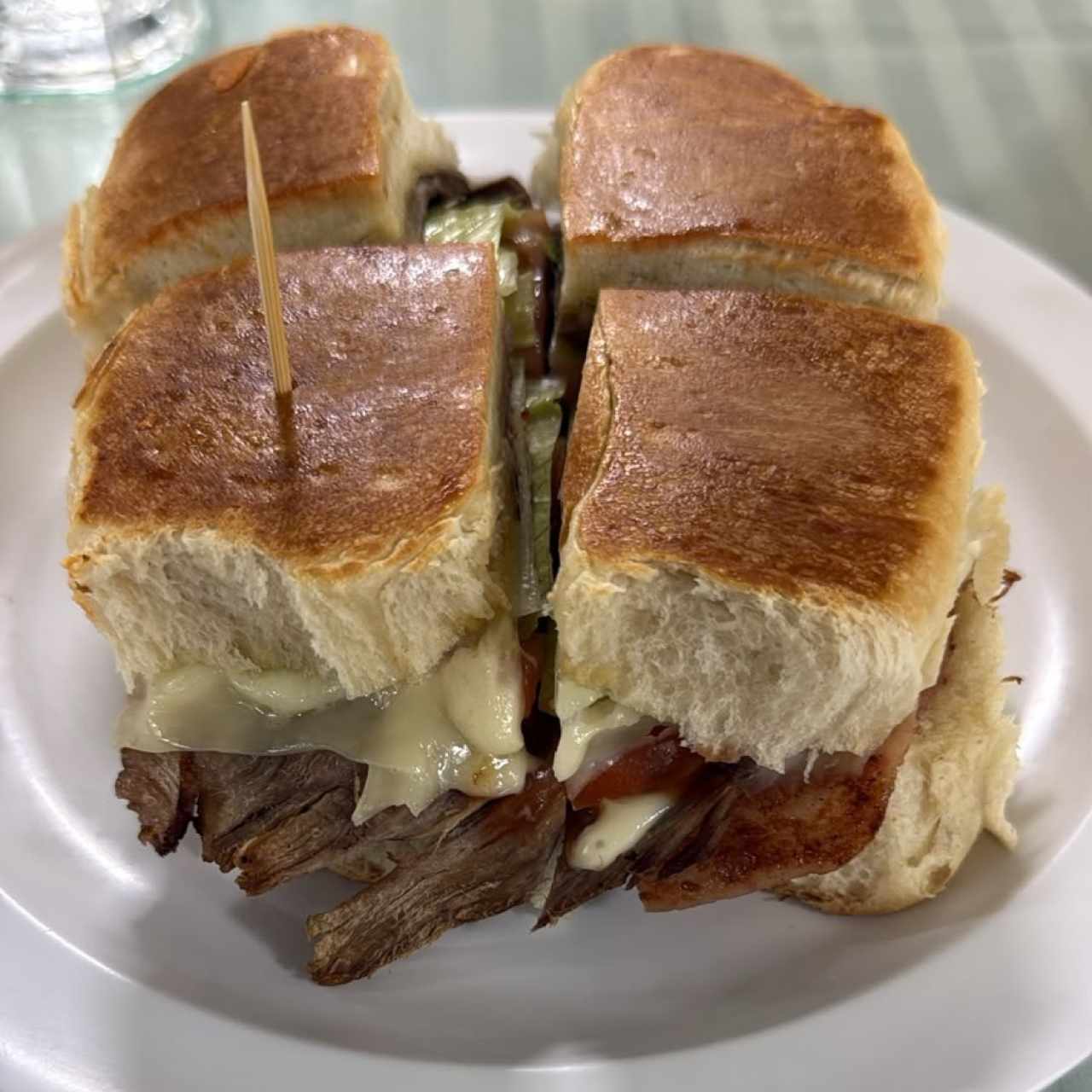 EMPAREDADOS - Emparedado Cubano