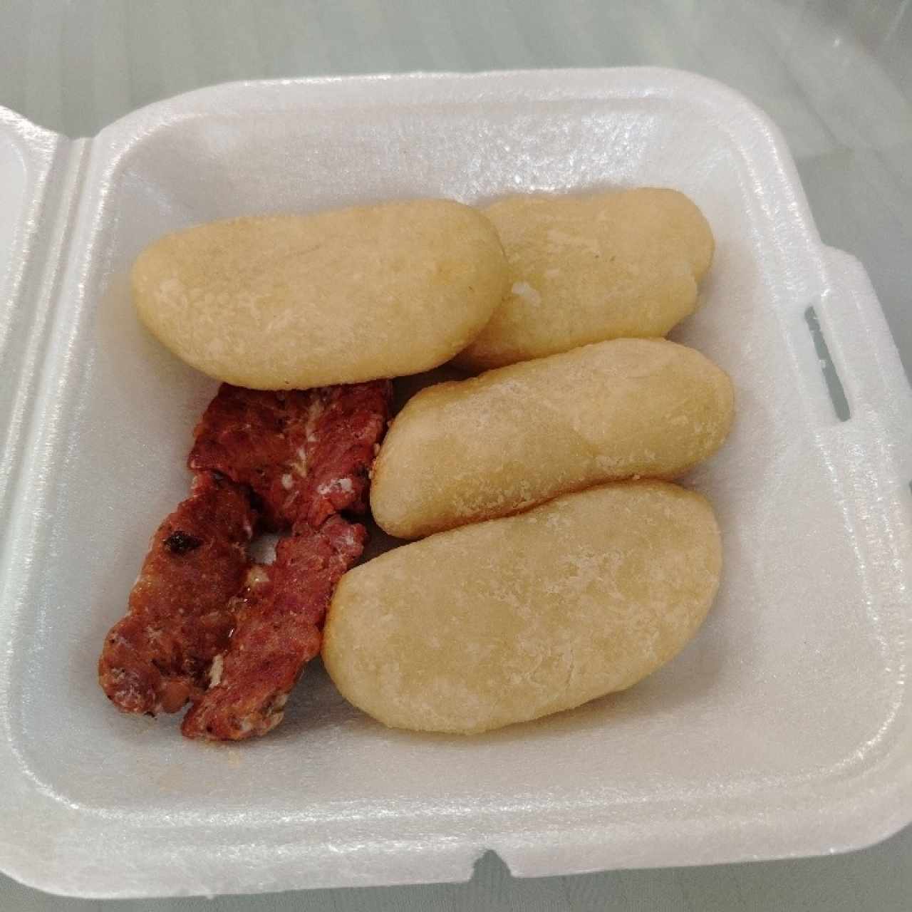 Carimañolas y chorizo 