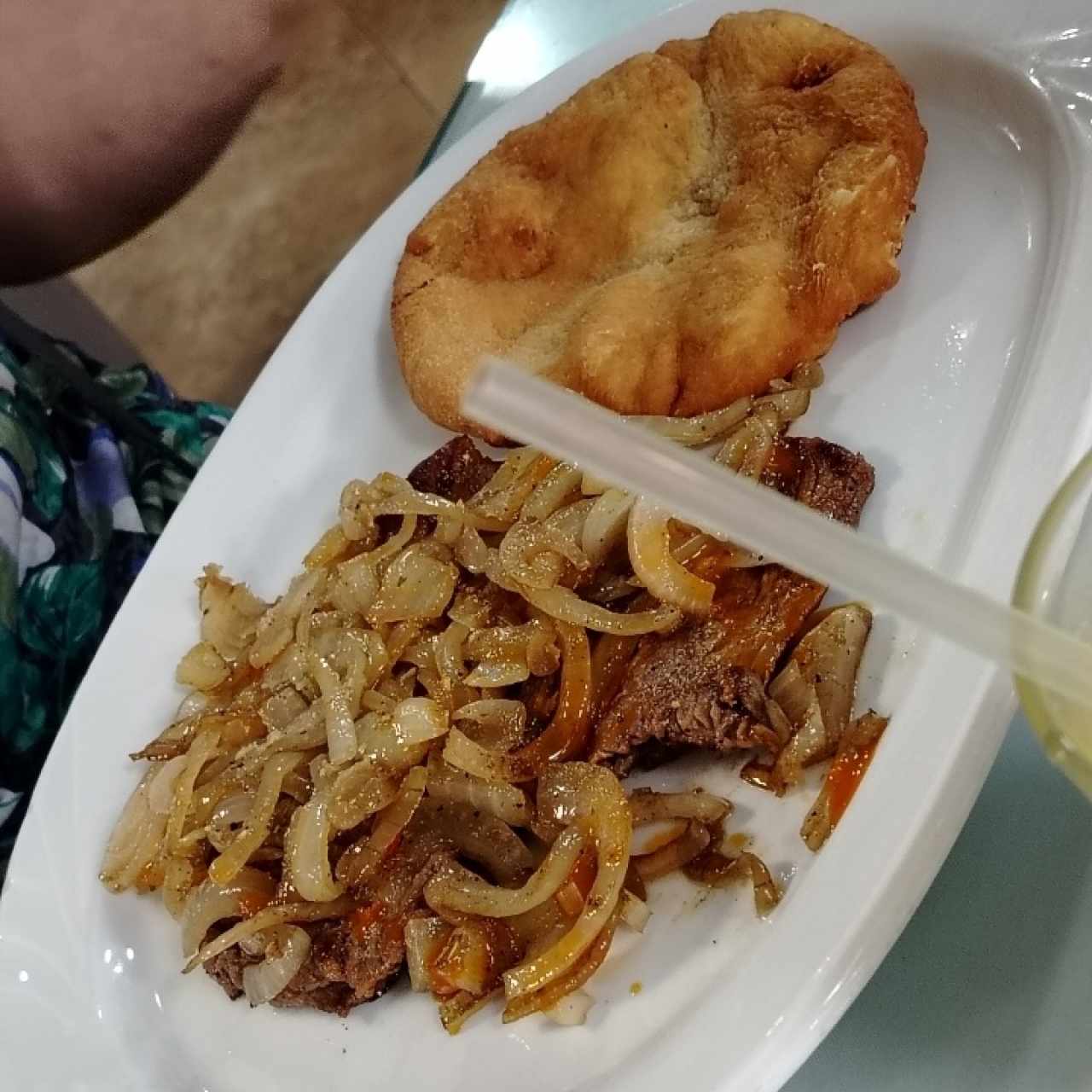 Bistec de Higado Encebollado