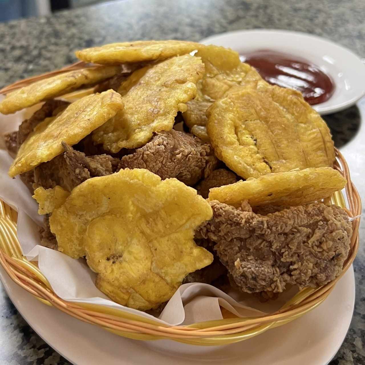 pollo canasta