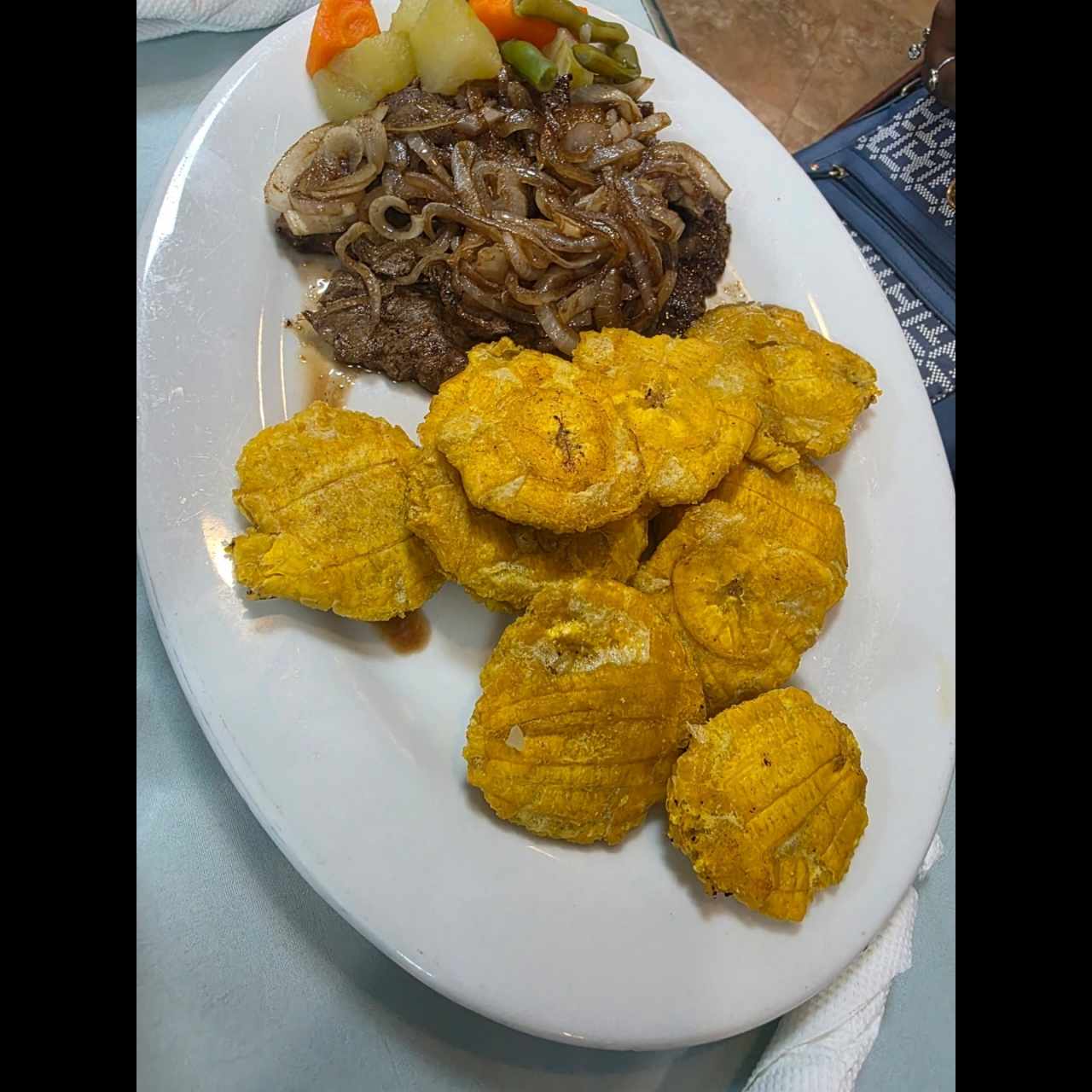 Bistec de Higado Encebollado