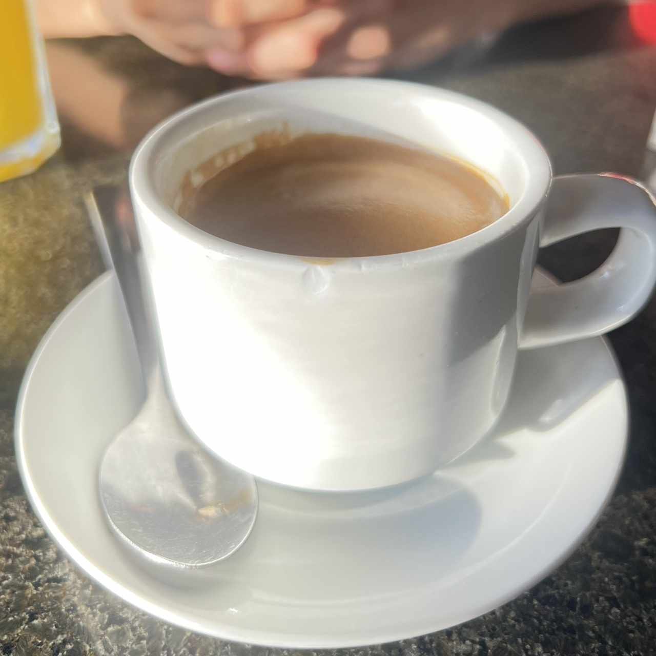 BEBIDAS - Café Negro 8oz