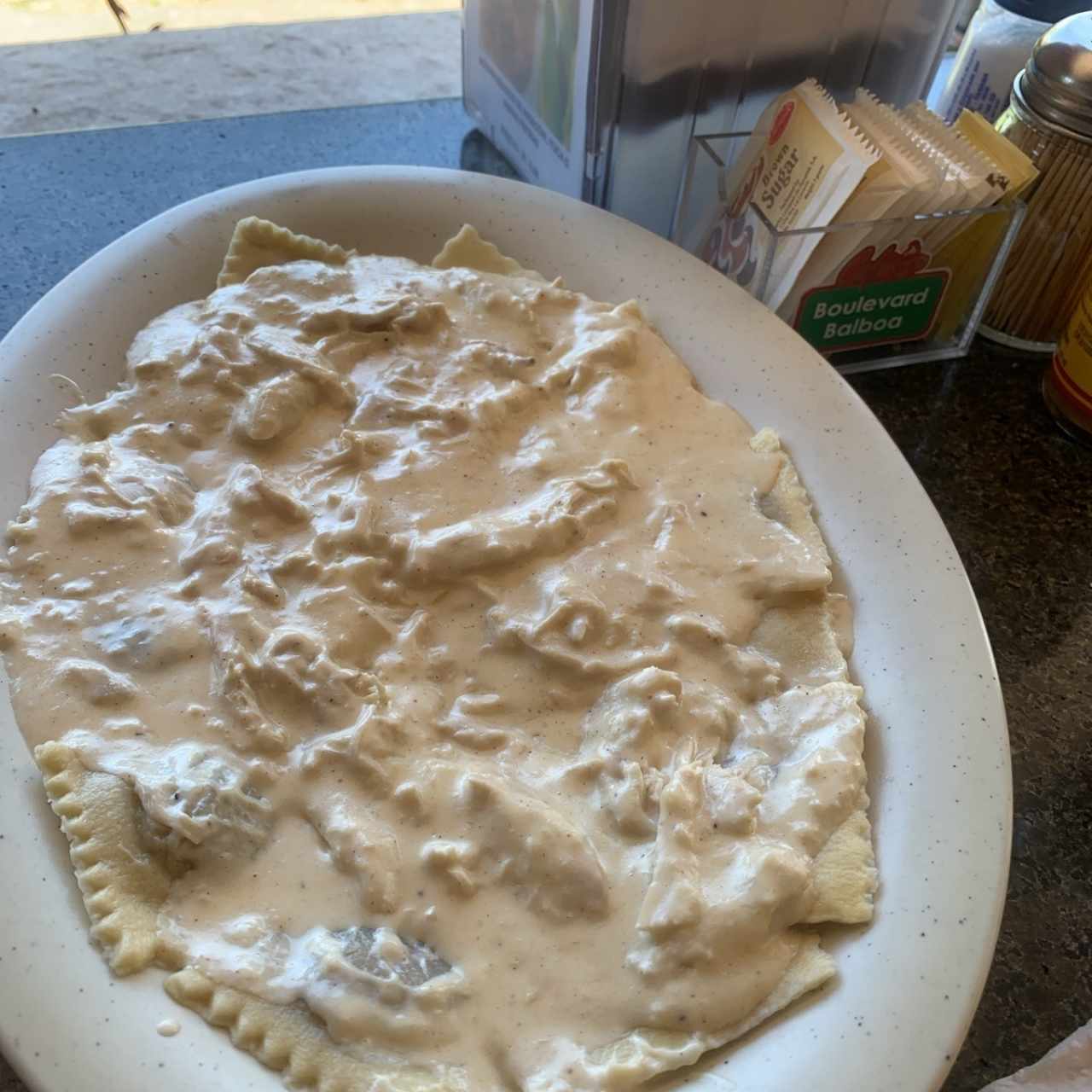 Pastas - Ravioli Con Pollo