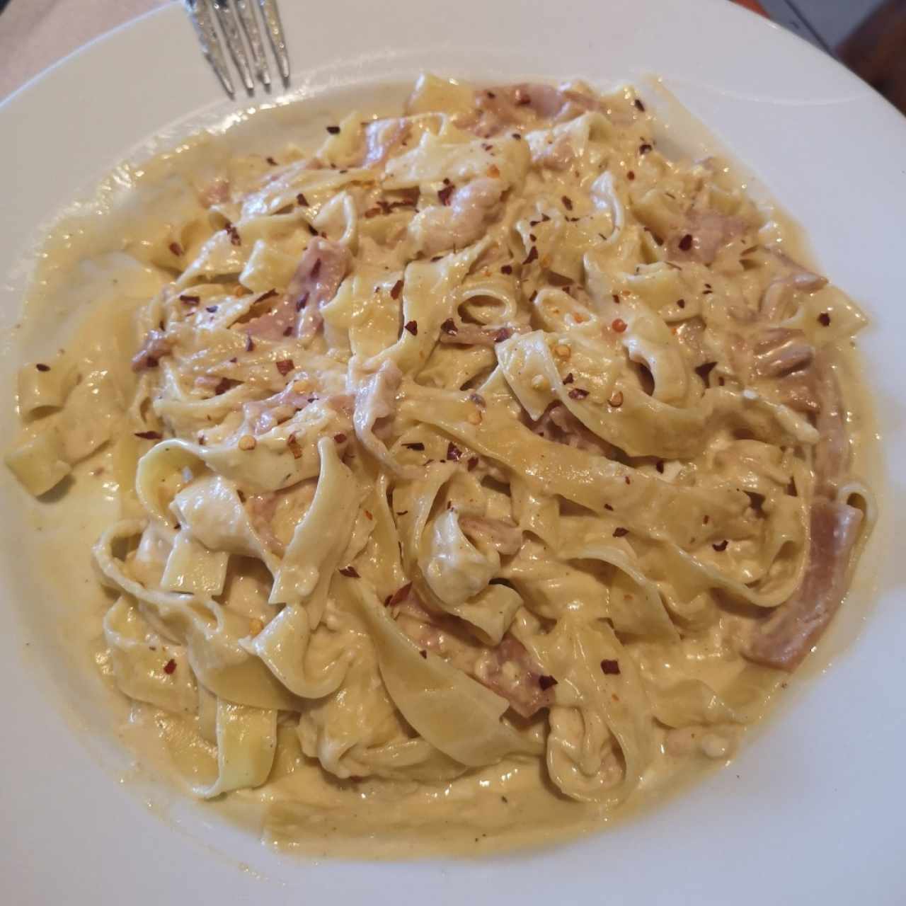 Pasta a la carbonara 