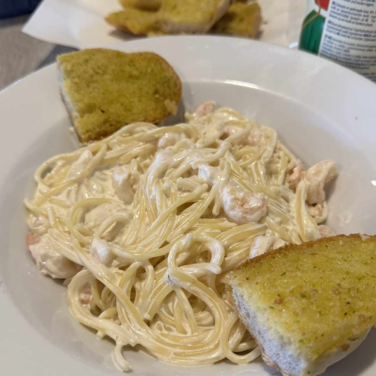Pasta camarones