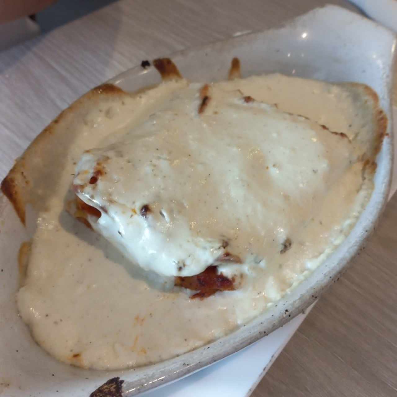 Lasagna de pollo salsa blanca
