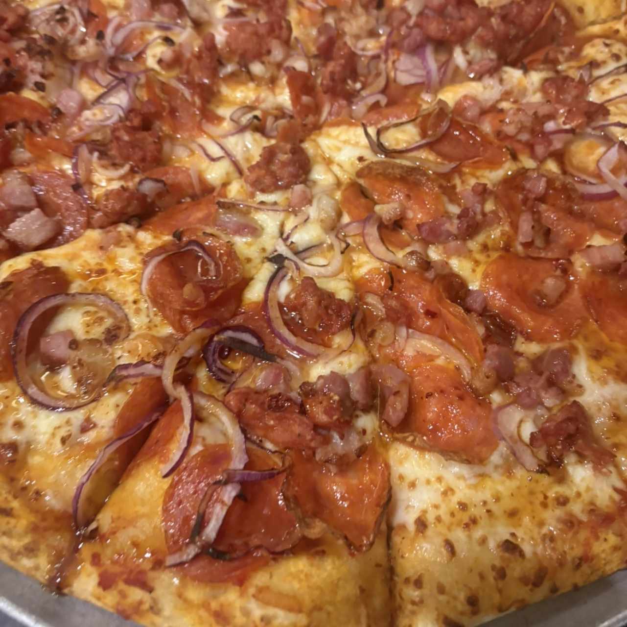 Pizza tumba muerto 