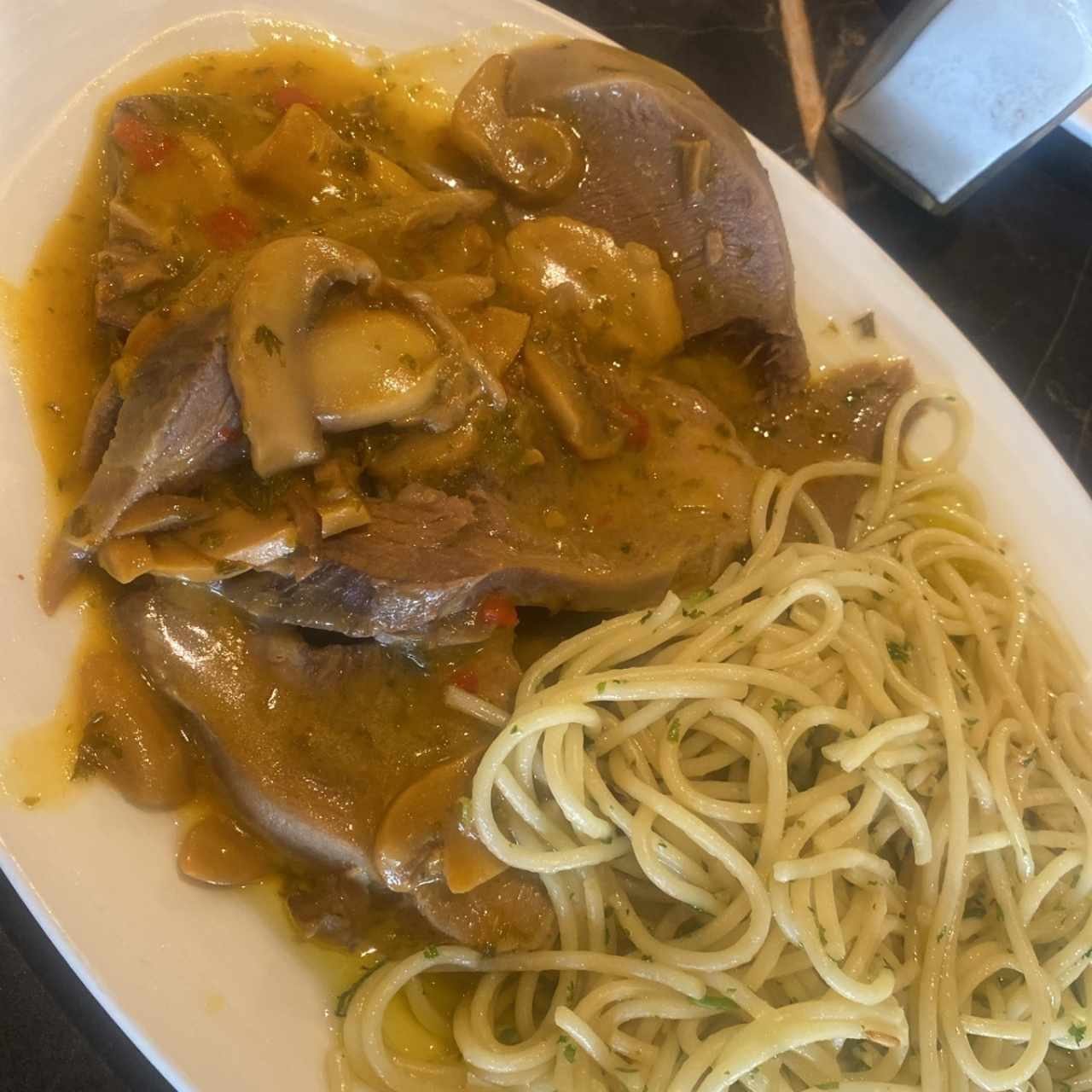 Carnes - Lengua Napolitana