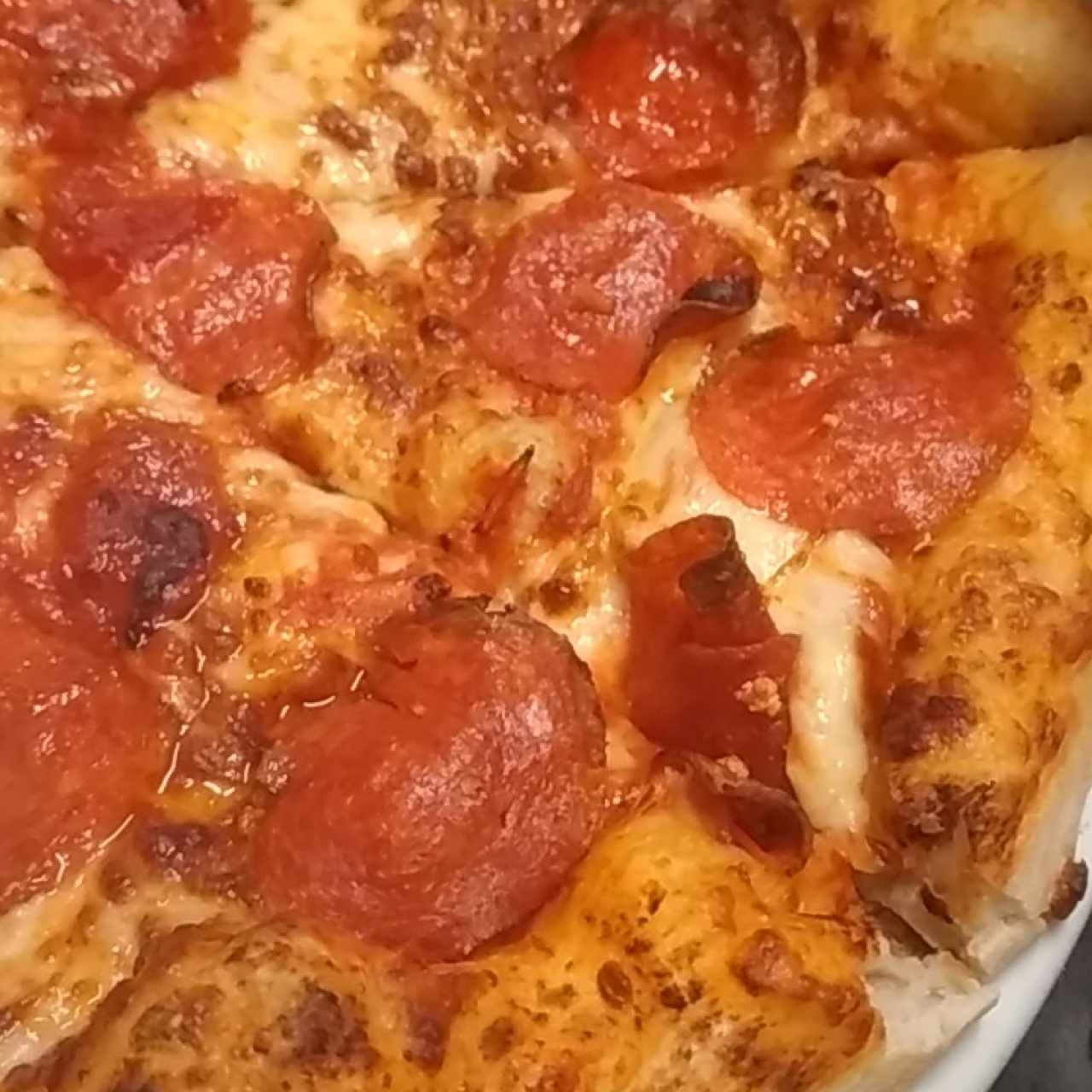 Pizzas - Pizza con Pepperoni