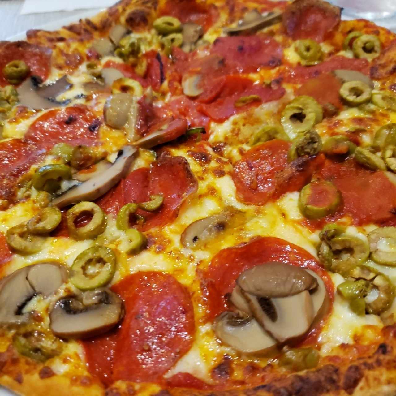 Pizzas - Pizza con Pepperoni