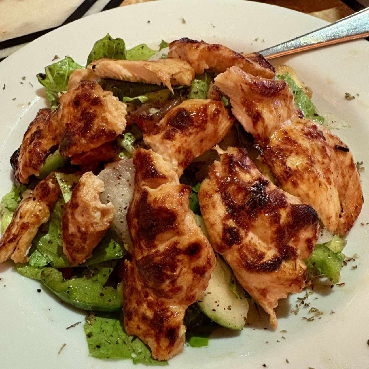 Ensalada Fatoush con pollo