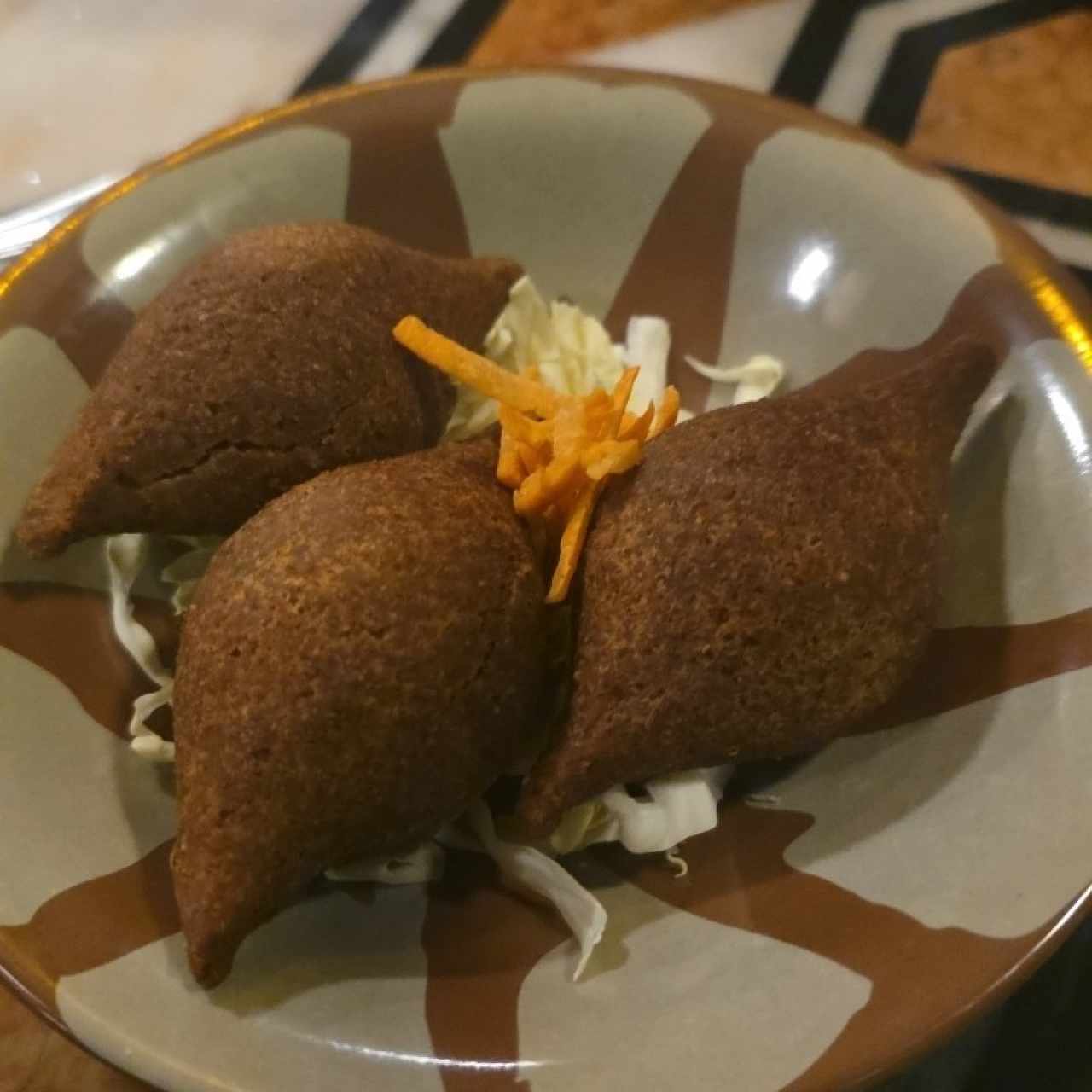 Entradas Libanesas - Kibbe Frito ( 4 unidades)