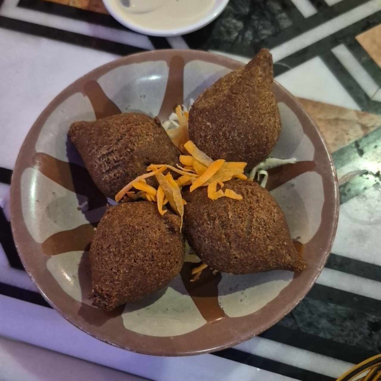 Entradas Libanesas - Kibbe Frito ( 4 unidades)
