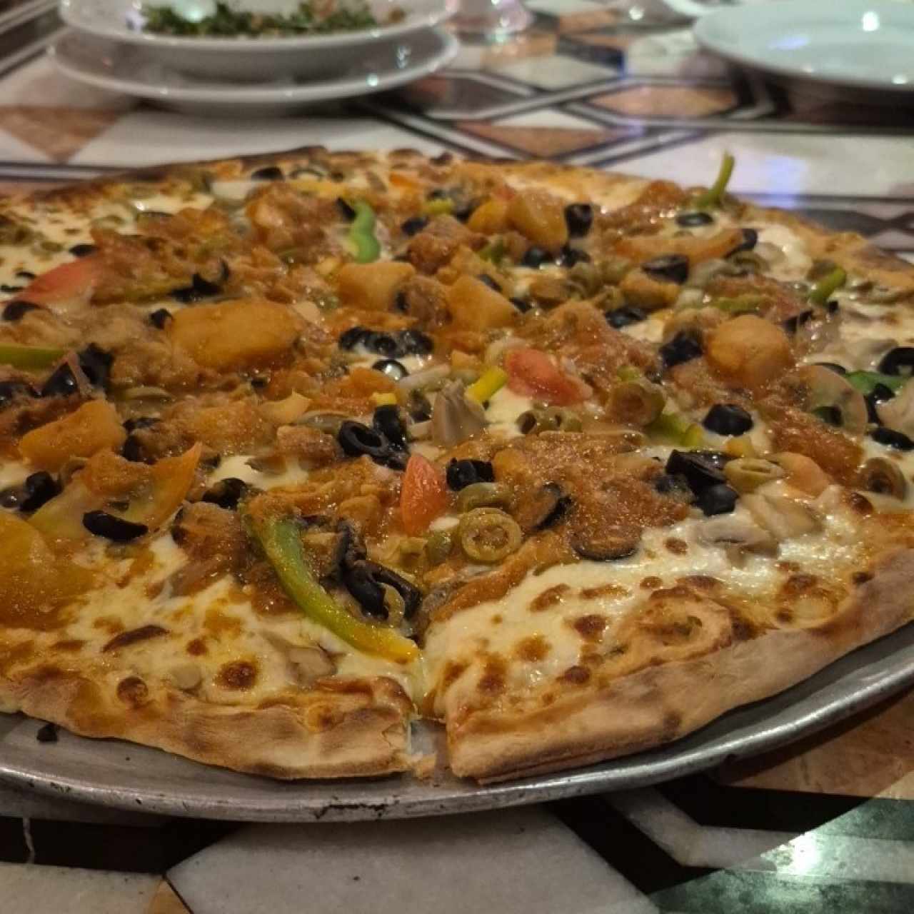 Pizzas Medianas - Pizza Beirut