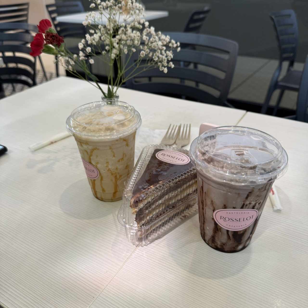 Frappe de caramelo y chocolate
