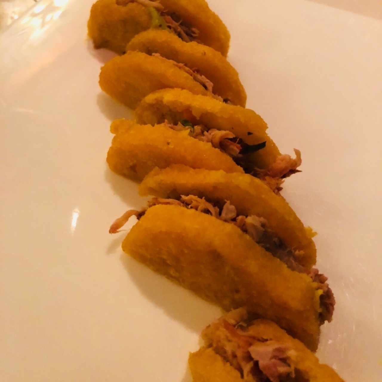 COCHINITA PIBIL en tortilla panameña 