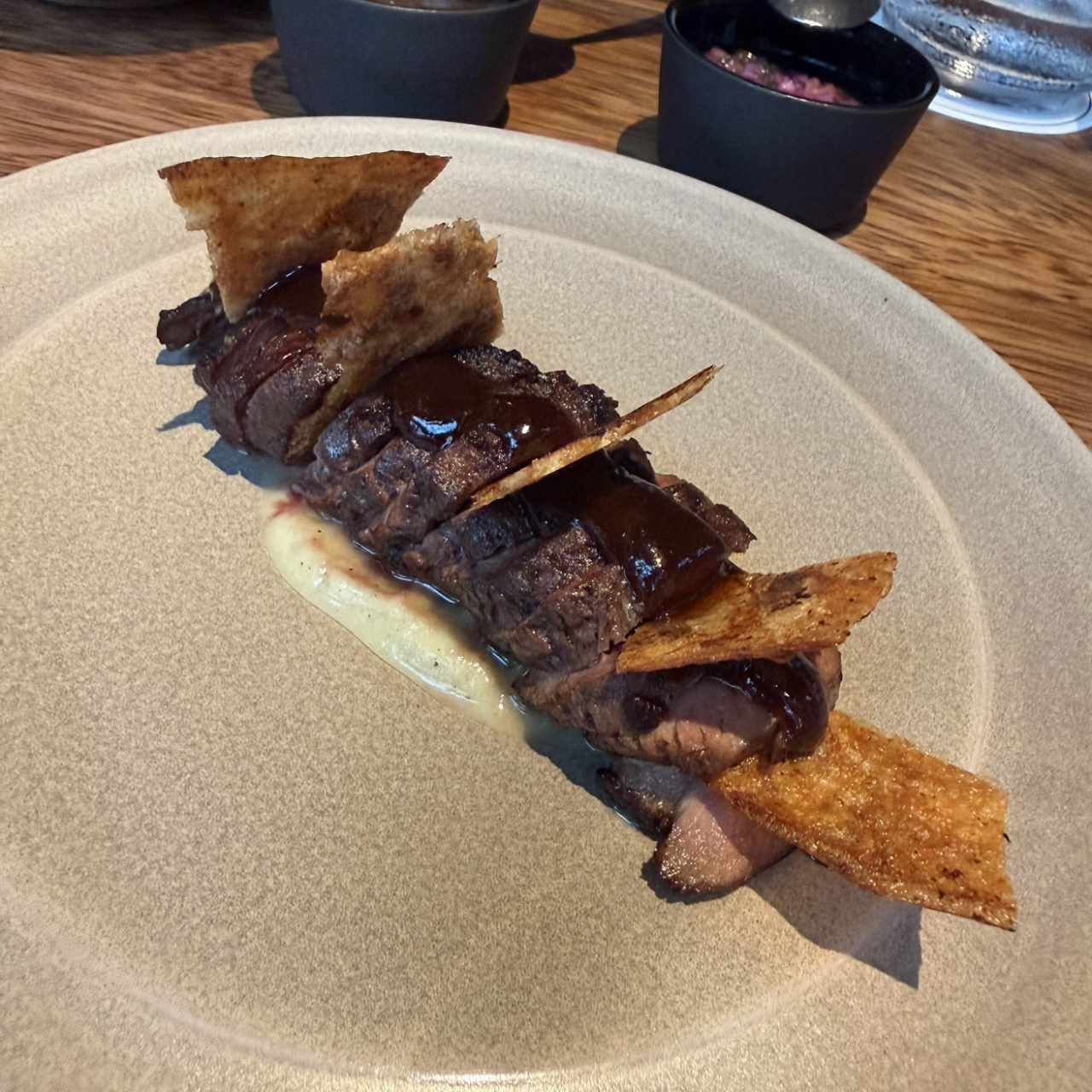 Pato con yuca