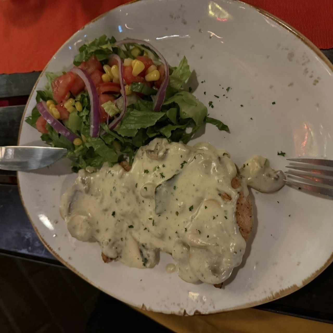Pollo a la crema con Hongos