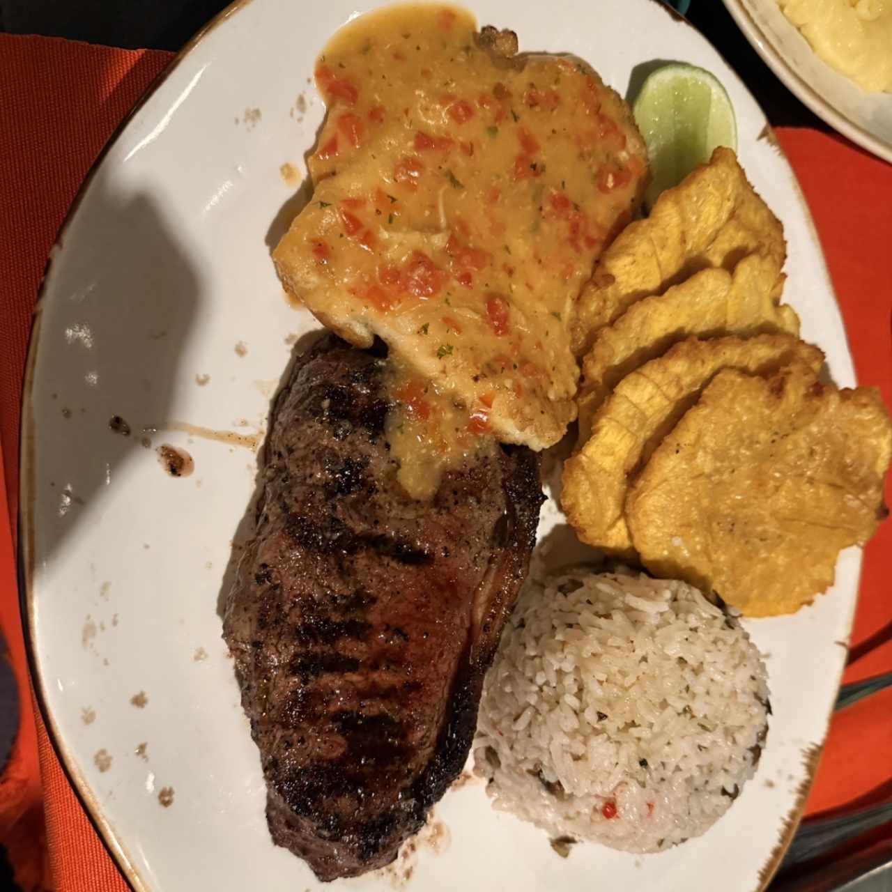 Platos Mixtos - Picaña y Corvina
