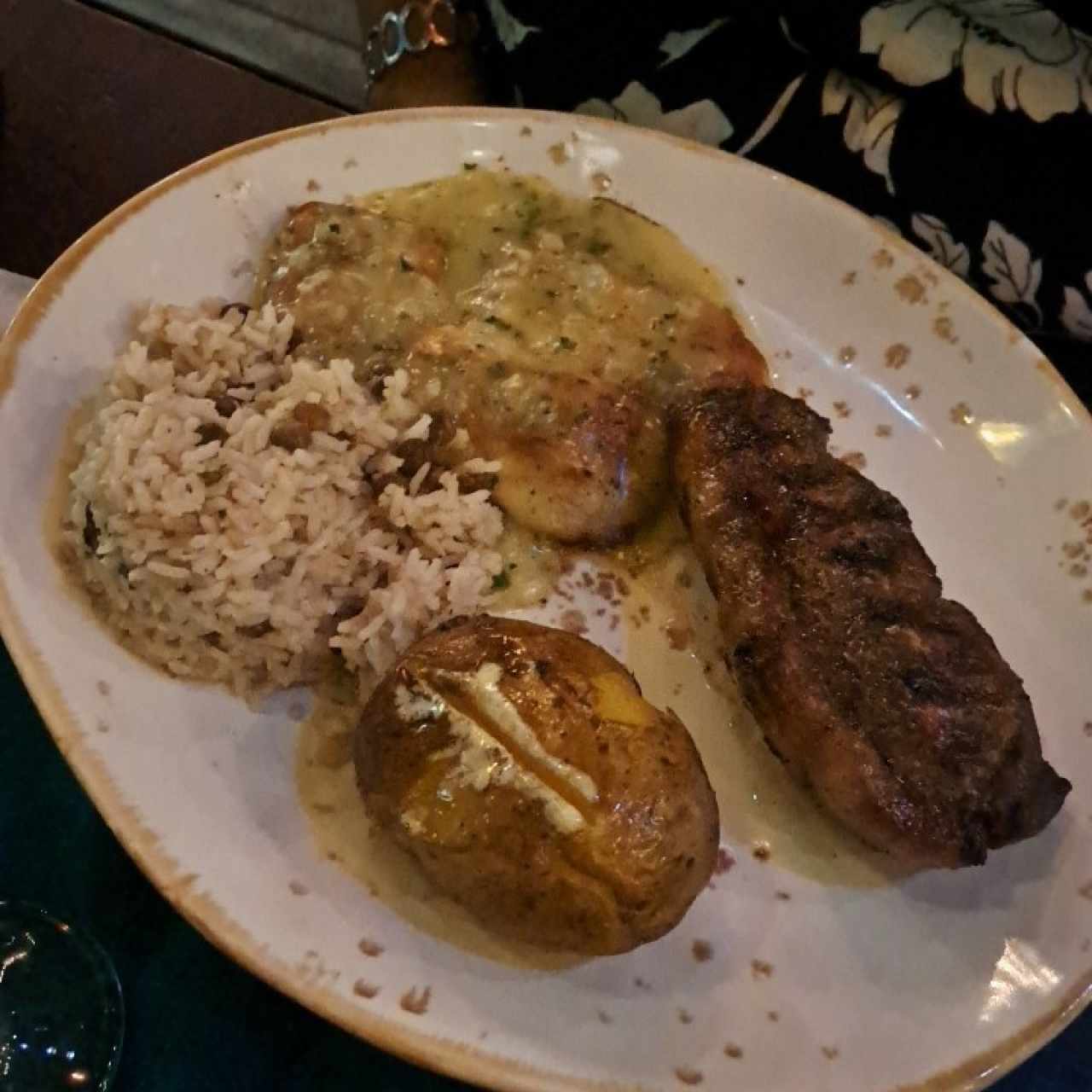 Platos Mixtos - Picaña y Corvina
