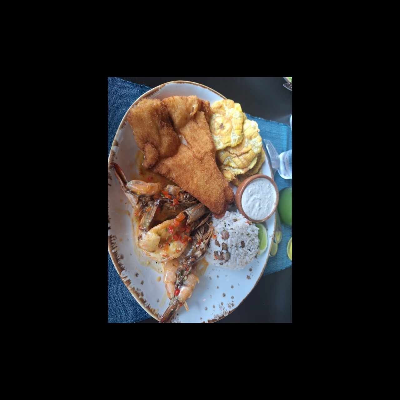 Platos Mixtos - Corvina y Camarones