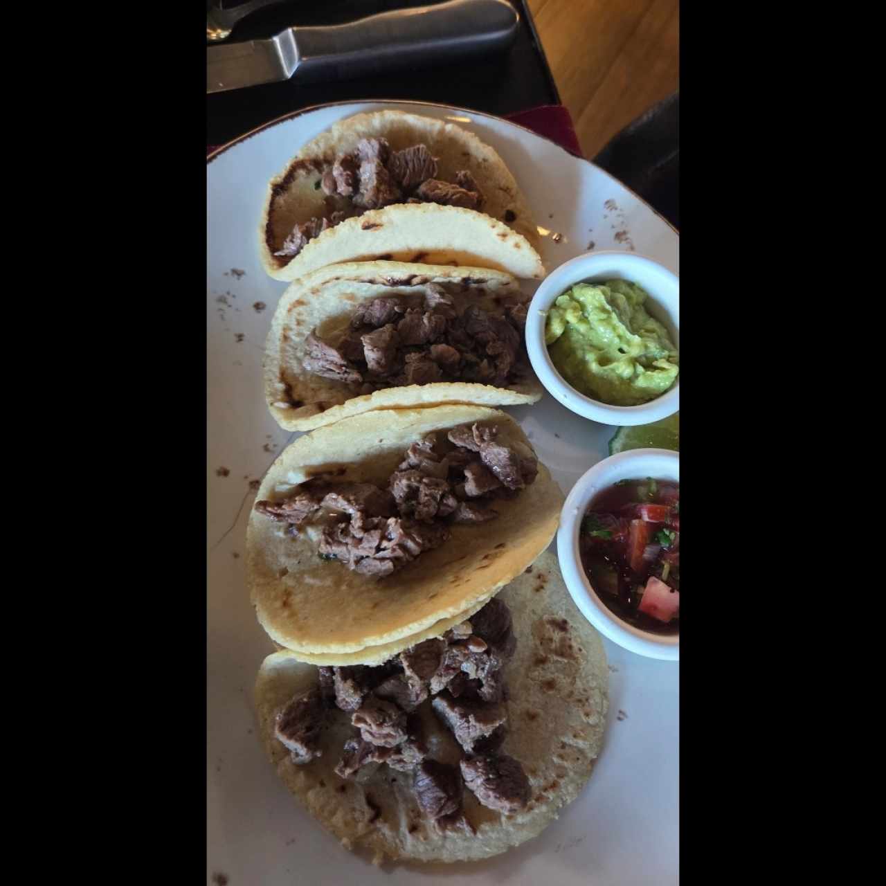 Tacos de Res, Pollo, Cochinita Pibil, al Pastor o Mixtos