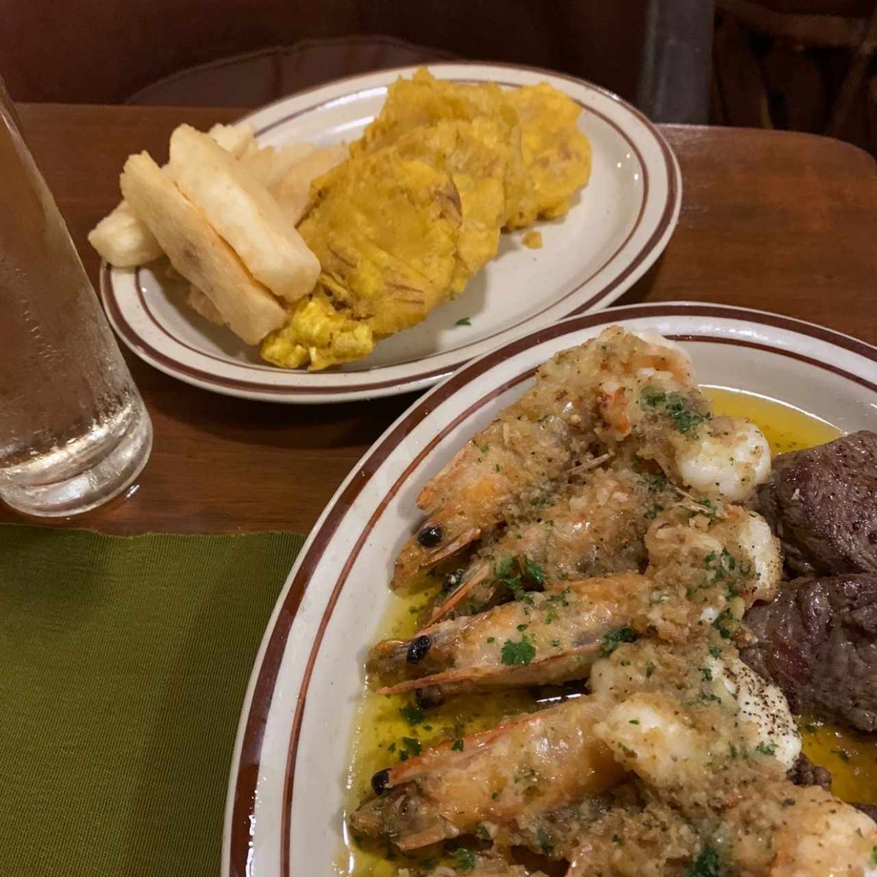 Patacones Reales con Camarón