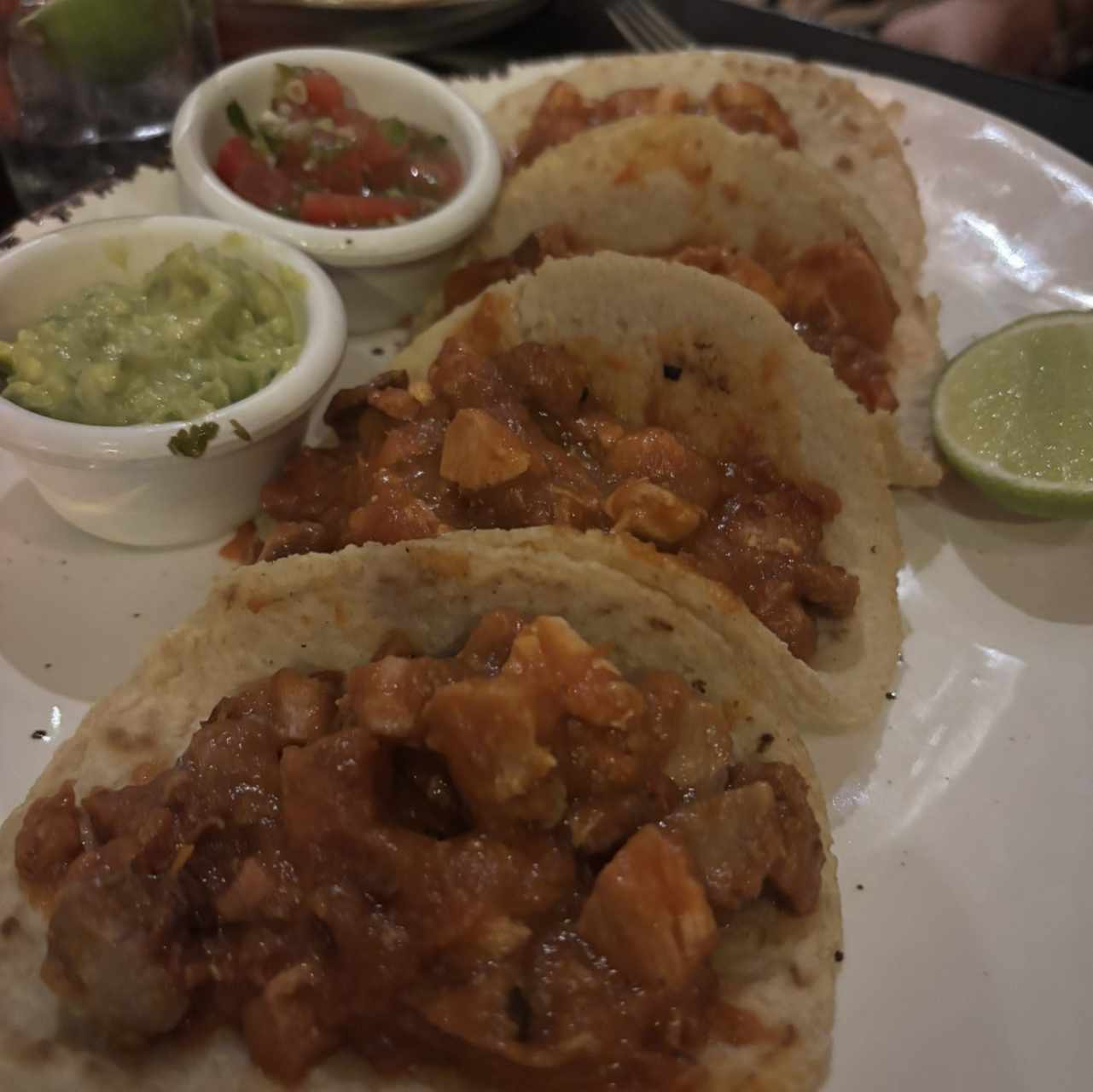 Tacos de Res, Pollo, Cochinita Pibil, al Pastor o Mixtos