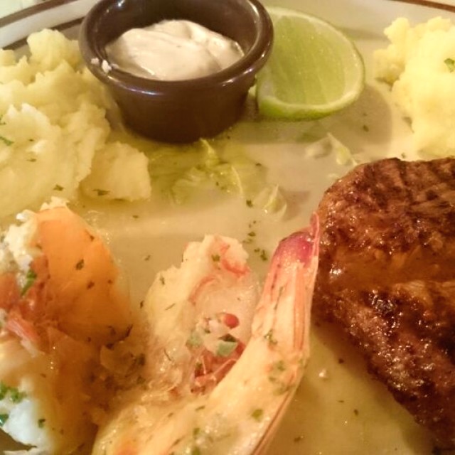 Filete de rew y camarones jumbo