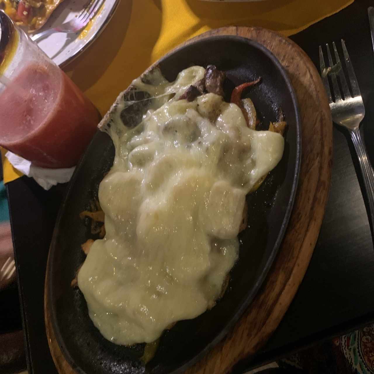 Fajitas de Res, Pollo, Camarón o Mixtas