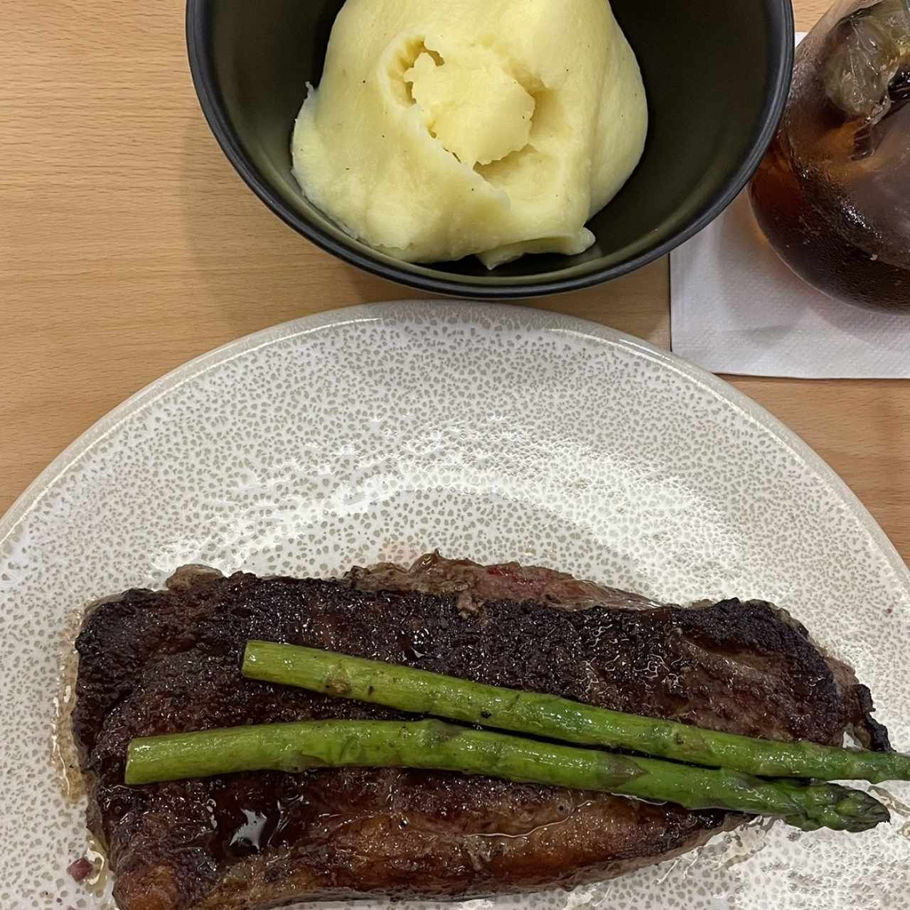 Carne - New York Steak con puré de papas