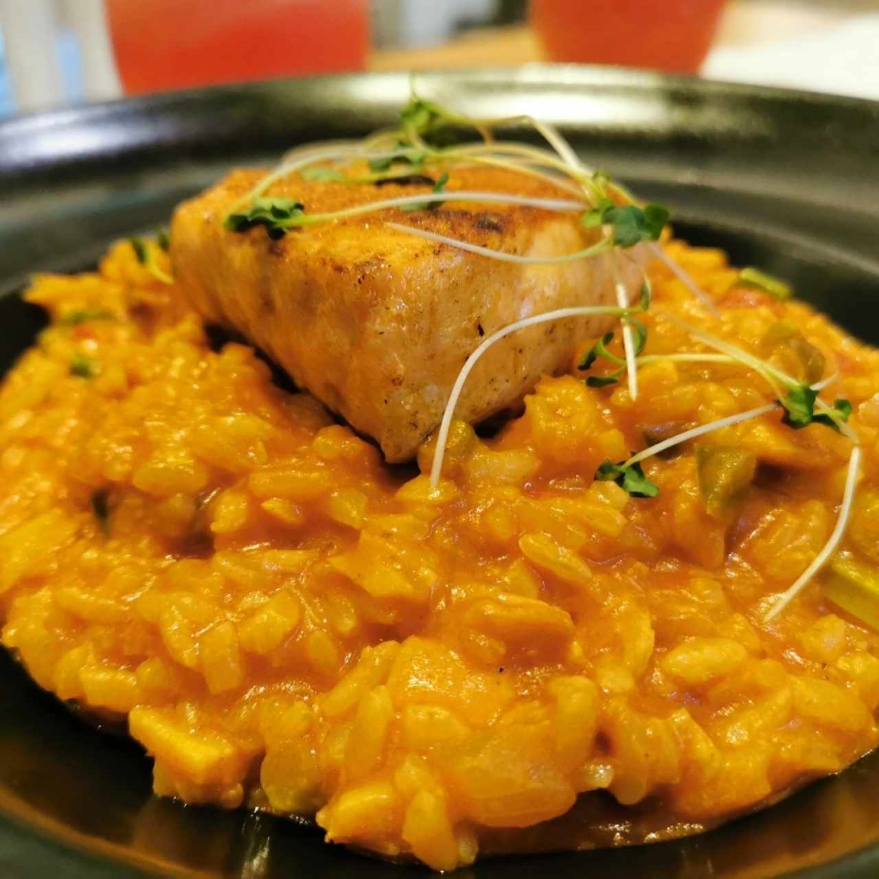 Risotto con salmón
