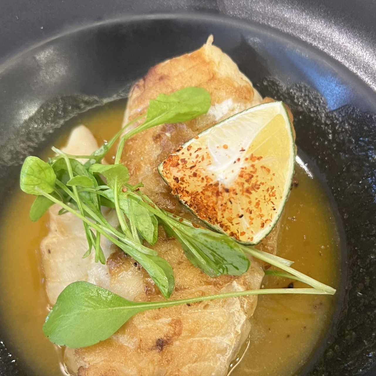Pescados - Corvina al ajillo